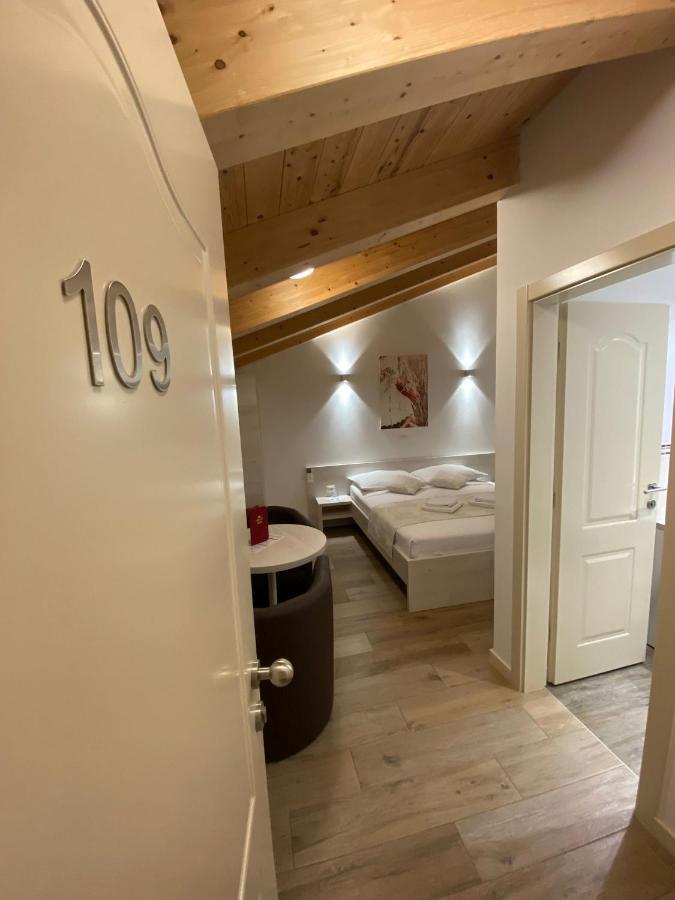 Bb-Ld Bed and Breakfast Πούλα Εξωτερικό φωτογραφία