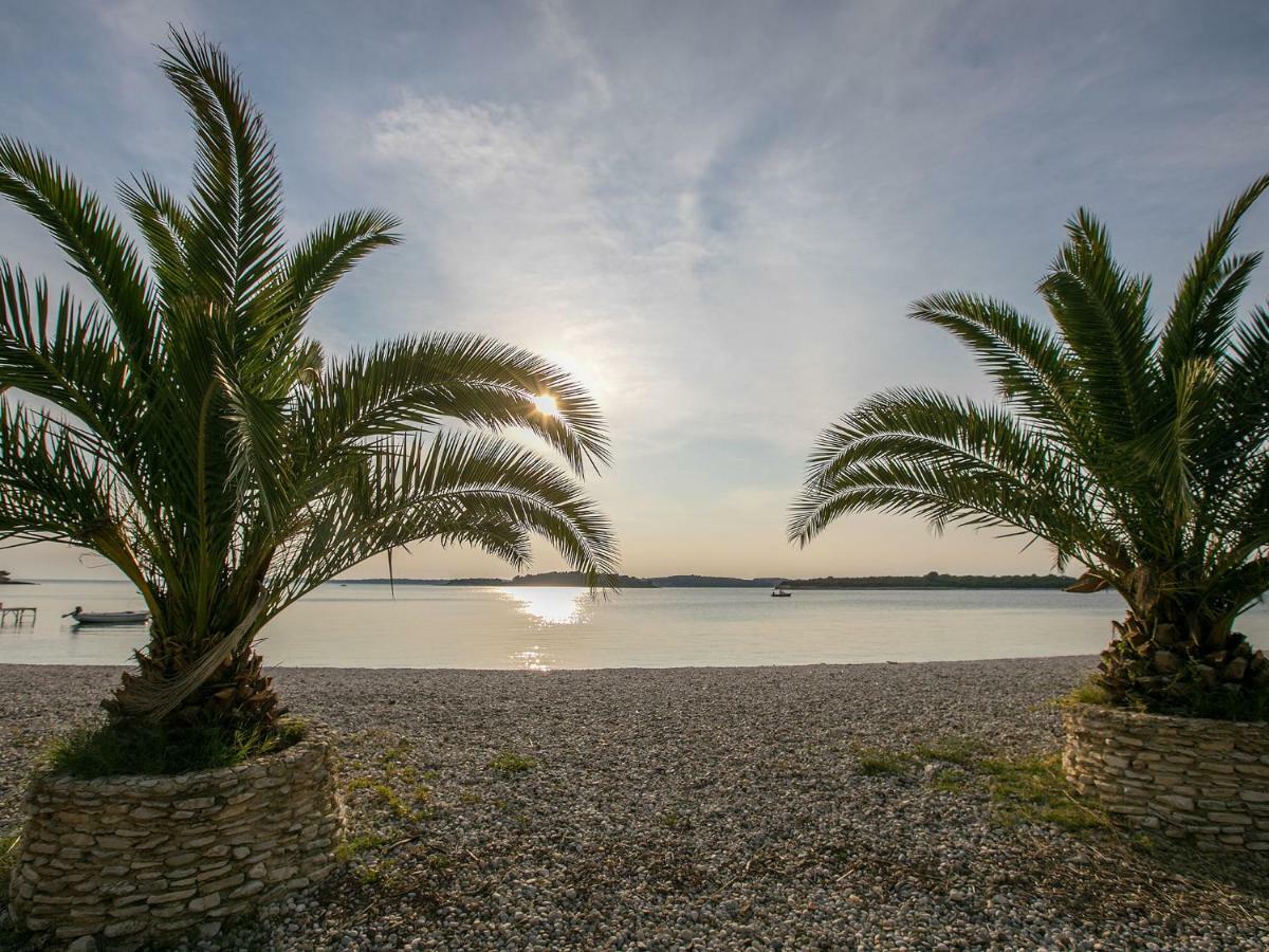 Bb-Ld Bed and Breakfast Πούλα Εξωτερικό φωτογραφία