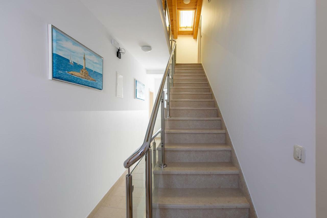 Bb-Ld Bed and Breakfast Πούλα Εξωτερικό φωτογραφία